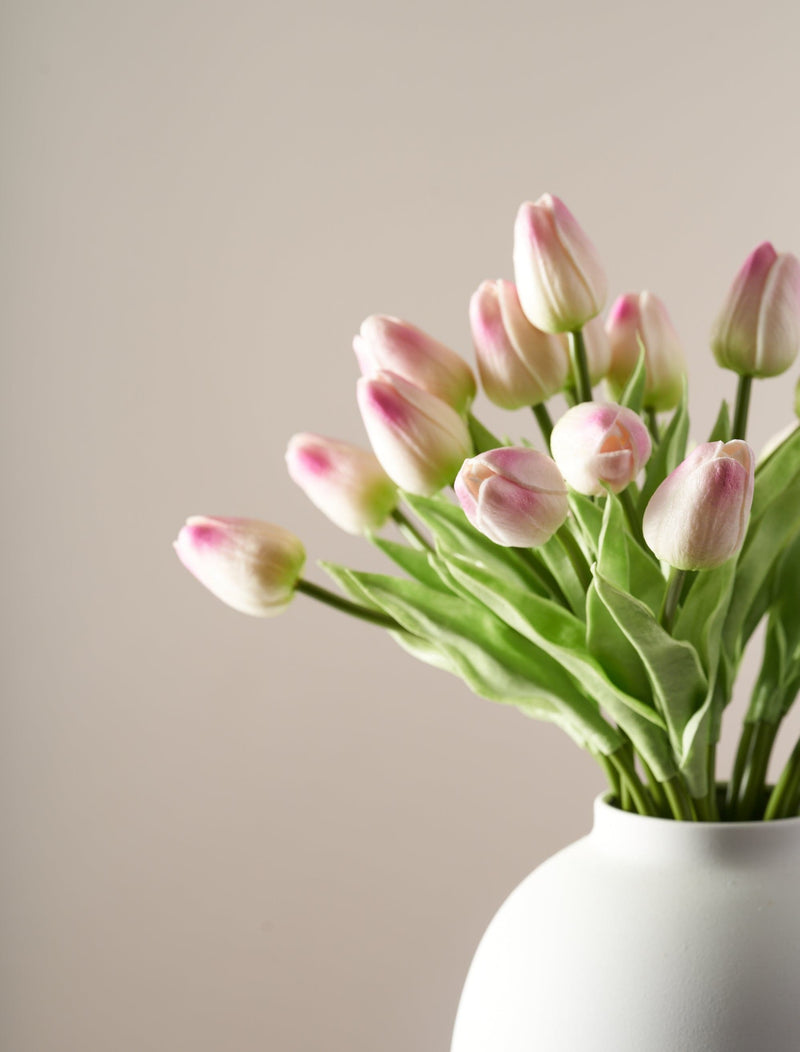 Faux Tulip - Deep pink (25 Stems)