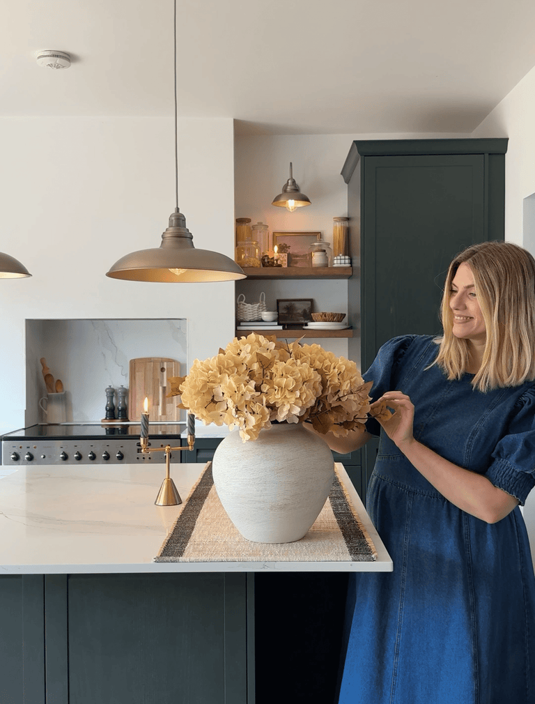 Faux Hydrangea Autumn Bouquet - Cream (7 stems)