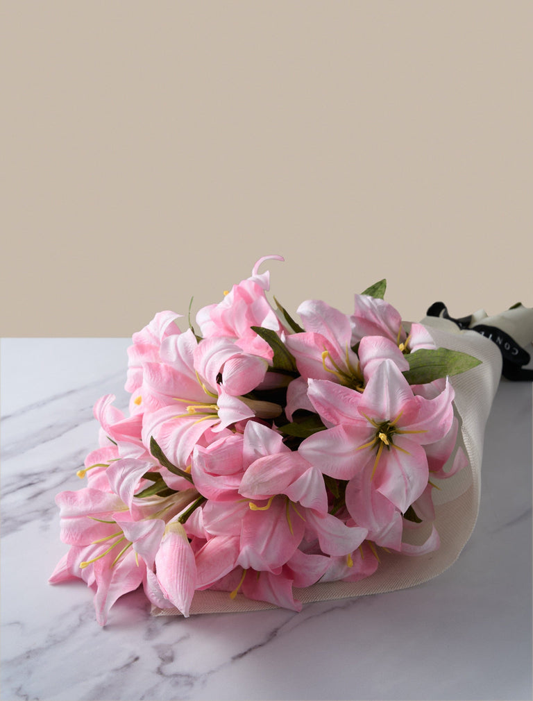 Faux-Lilien-Arrangement - Rosa