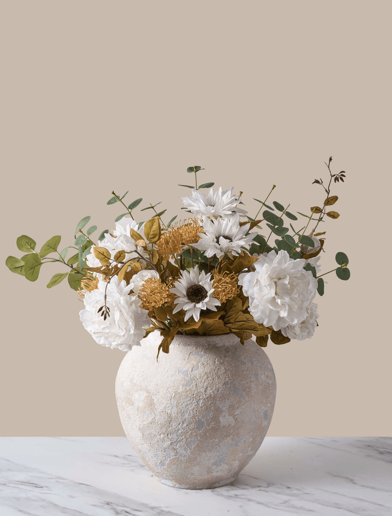 Faux-Arrangement - Weiße Pfingstrose & Sonnenblume