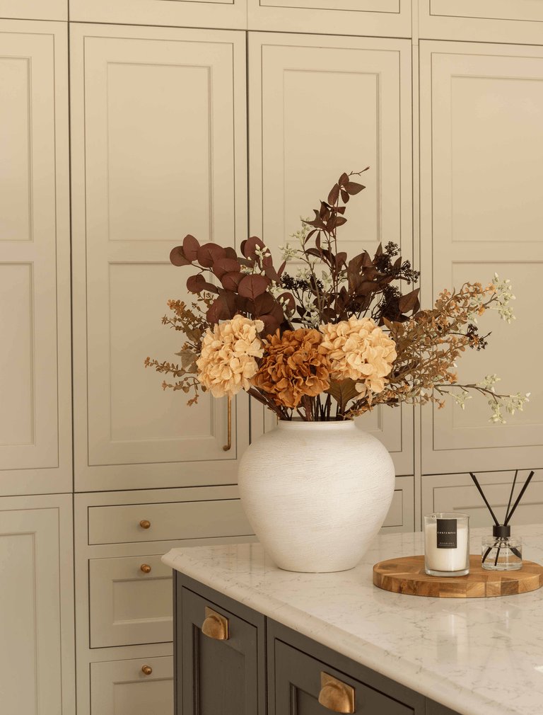 Faux Arrangement - Oranje Hortensia & Eucalyptus