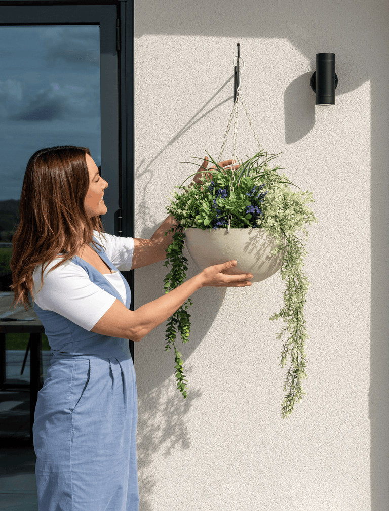 Blumenampel für den Außenbereich – Grün & Lila