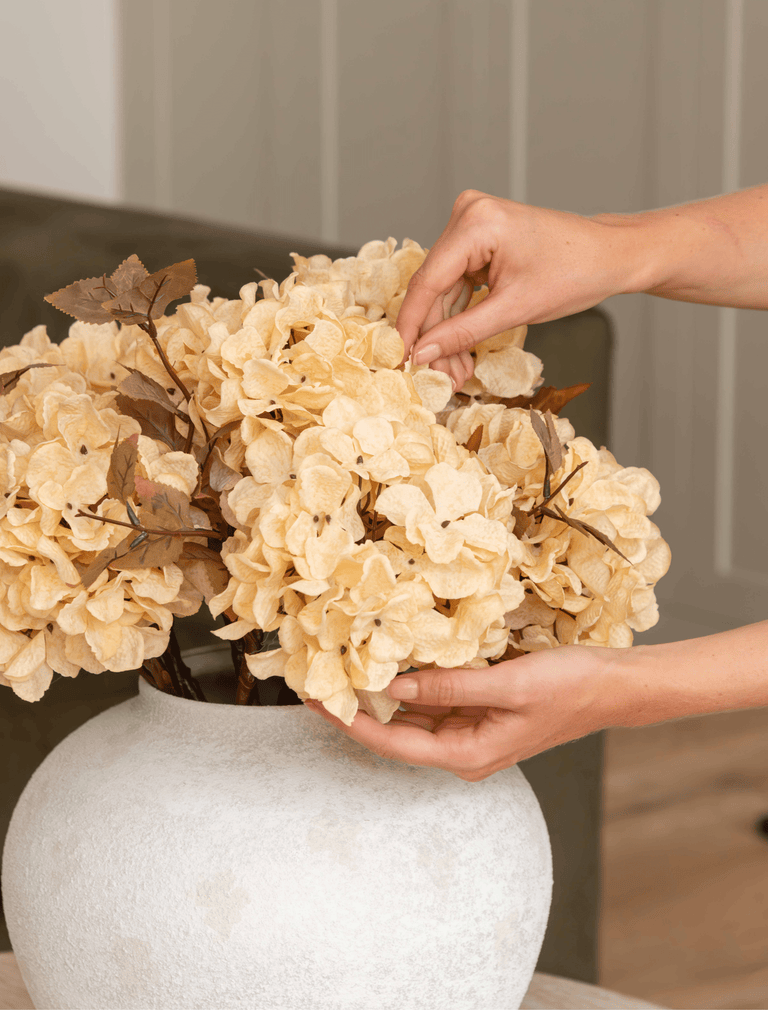 Faux Hydrangea Autumn Bouquet - Cream (7 stems)