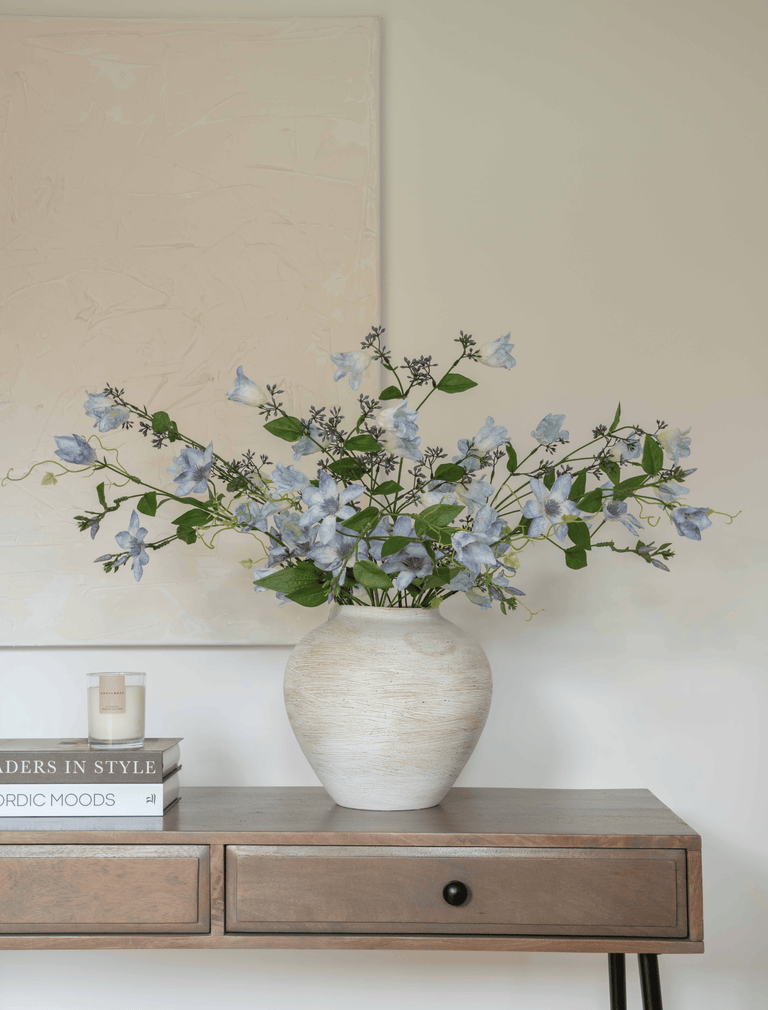 Faux-Arrangement - Glockenblume & Clematis Blau