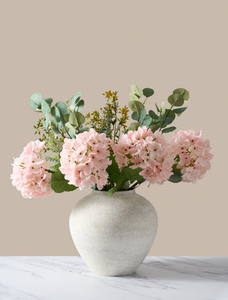 Faux Arrangement - Eucalyptus & Roze Hortensia