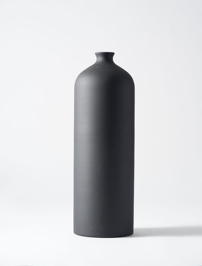Tall Aria Iron Vase - Matt Black