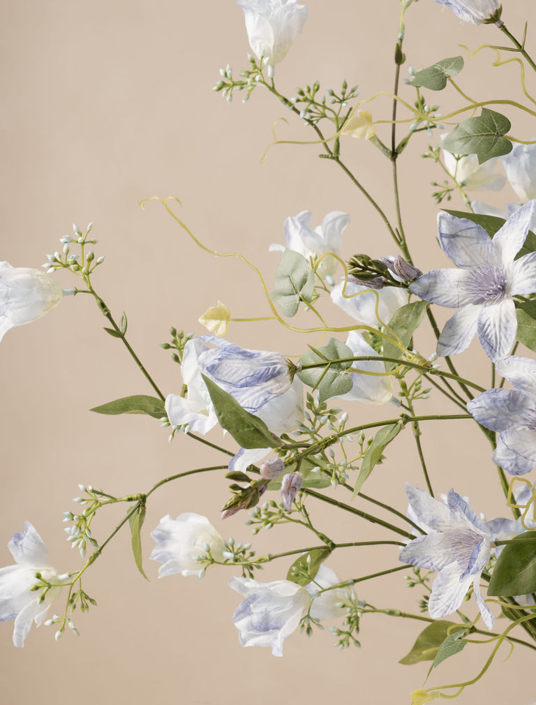 Faux-Arrangement - Glockenblume & Clematis Blau