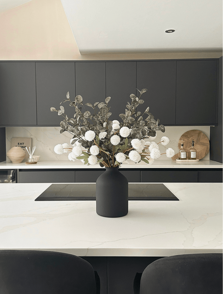 Faux-Arrangement - Weiß & Grün