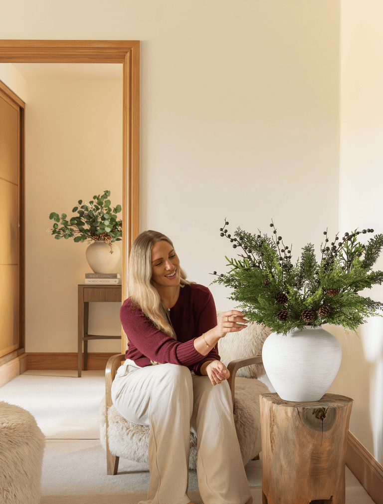 Faux-Arrangement - Winterfarn und blaue Beeren