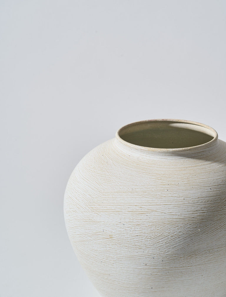 Arina Vase - Gebürstetes Weiß