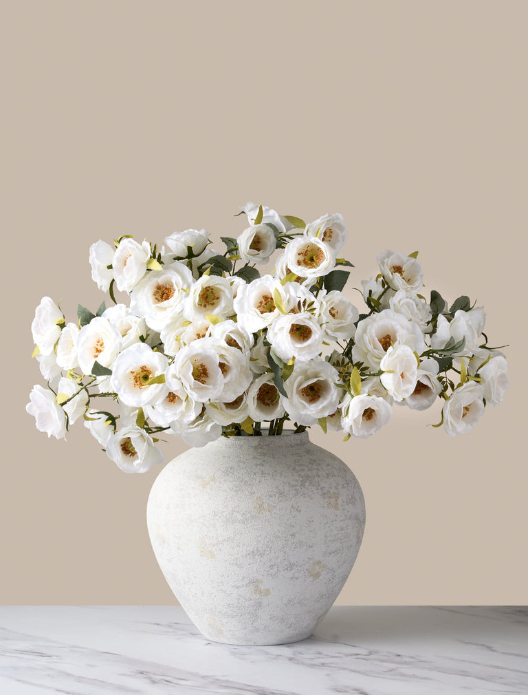 Kunstrosen-Arrangement - Weiß (12 Stiele / 72 Rosen)