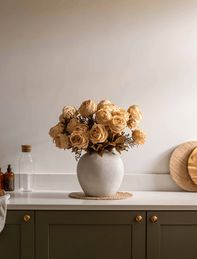 Faux grote roos arrangement - Beige (3 stelen/21 rozen)