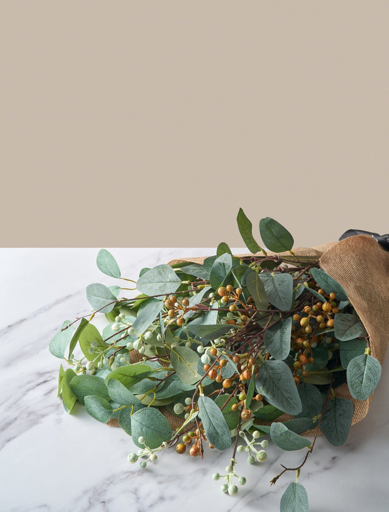 Neparrangement - Eucalyptus en neutrale bes