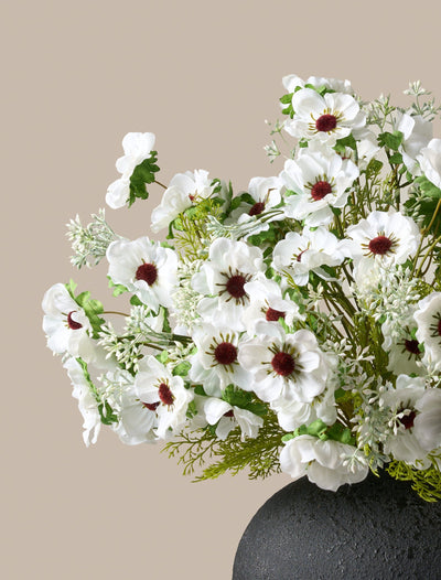 Nep klaproos arrangement - Wit (12 stelen / 60 klaprozen)
