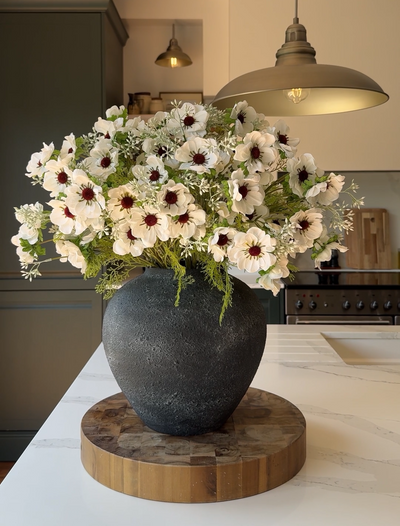 Nep klaproos arrangement - Wit (12 stelen / 60 klaprozen)