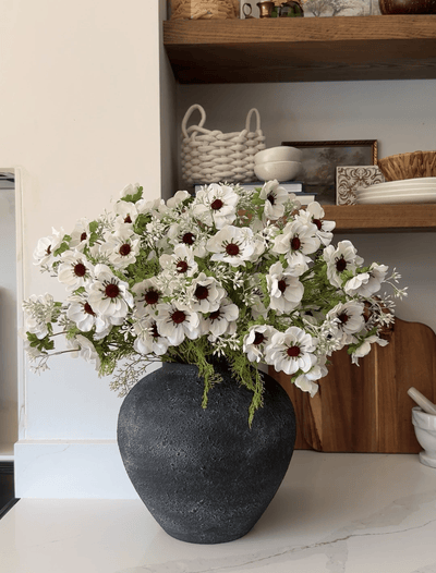 Nep klaproos arrangement - Wit (12 stelen / 60 klaprozen)