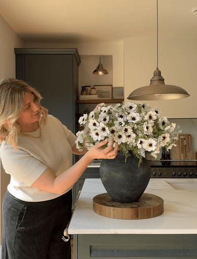 Nep klaproos arrangement - Wit (12 stelen / 60 klaprozen)